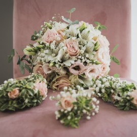 bouquet-sposa-rosa.jpg